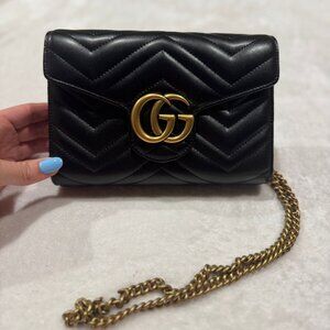 Gucci GG Marmont Matelassé Super Mini Bag – Black Leather with Gold Chain